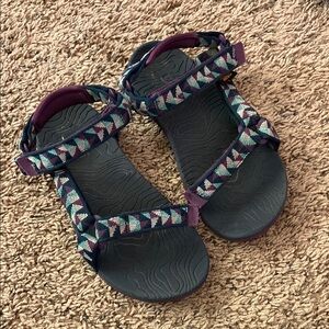 Teva hurricane sandals